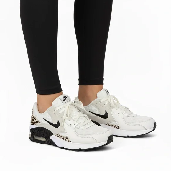 NWOT Nike Air Max Cream and Black Leopard Sneakers - Picture 2 of 10